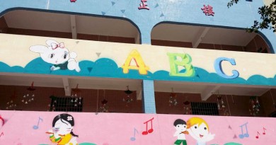 Uma escola numa montanha na China